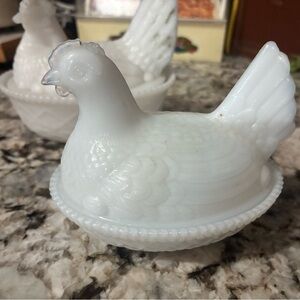 Medium Milk Glass Hen on Nest